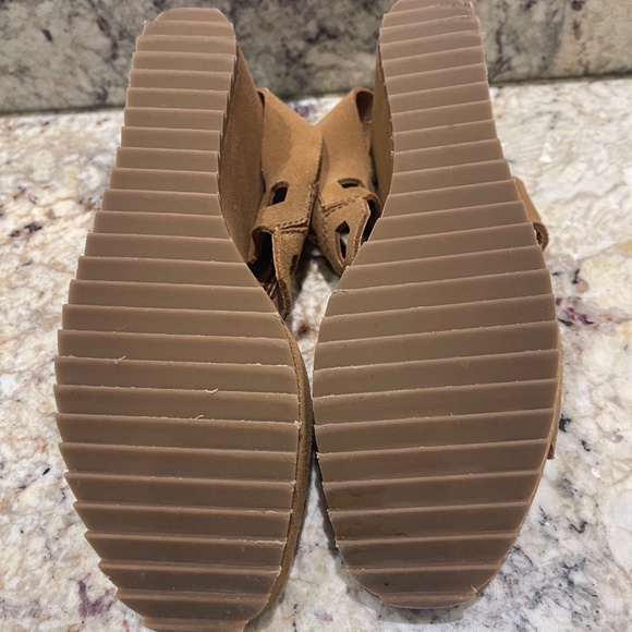 Pedro Garcia Fermina Honeycomb Wedge in Brown, Size 37.5/7.5 US - Picture 9 of 12